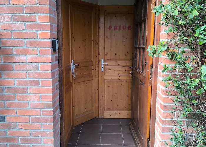 Petit Sous Combles 10 Kms Lille Apartment *